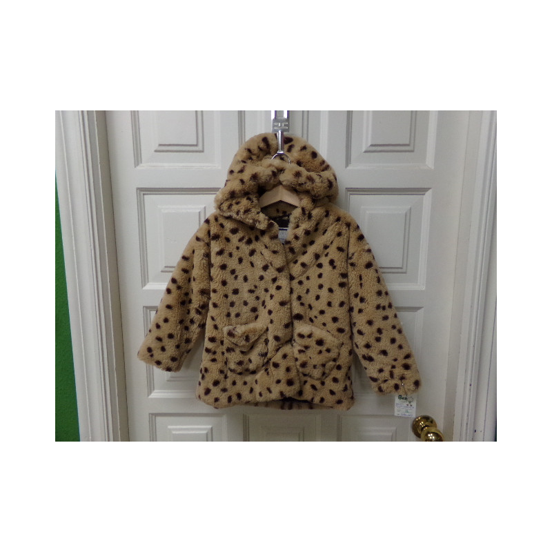 Abrigo de pelito Zara talla 4-5 años. Segunda mano