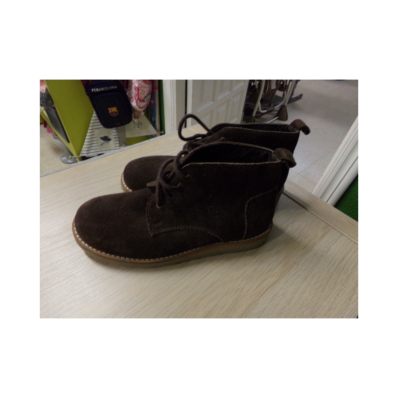 Pisacacas marron N 33. A estrenar