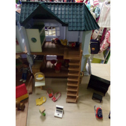 Casa de muñecas Amanda. Segunda mano