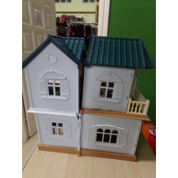 Casa de muñecas Amanda. Segunda mano