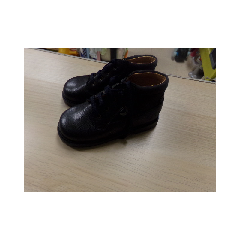 Botas azul marino  N 26. A estrenar