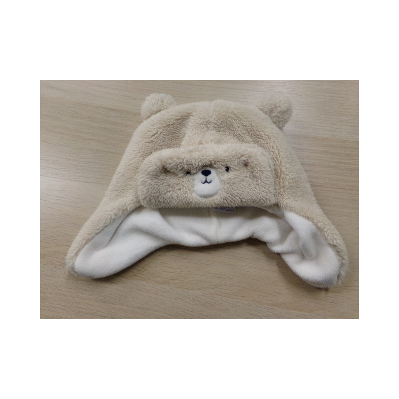 Gorro osito talla 6-9 meses. Segunda mano