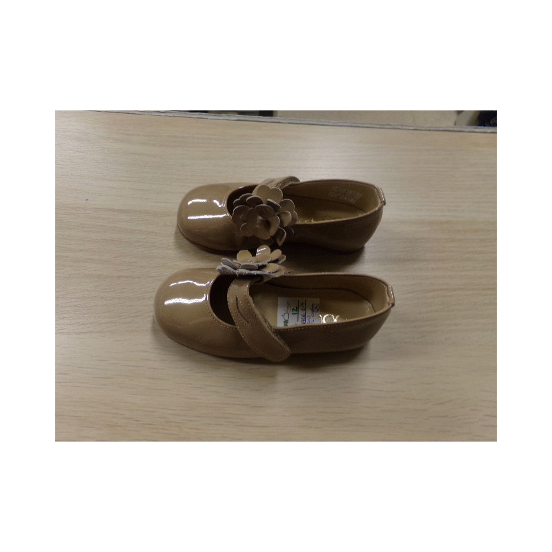 Zapato camel N 24. Segunda mano