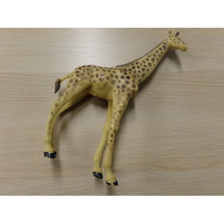 Jirafa. Segunda mano