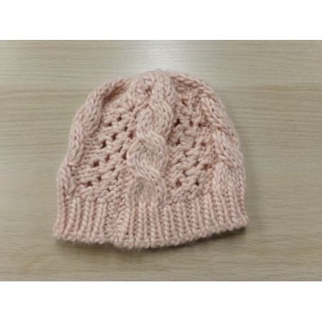 Gorrito de punto rosa talla 2 años. Segunda mano