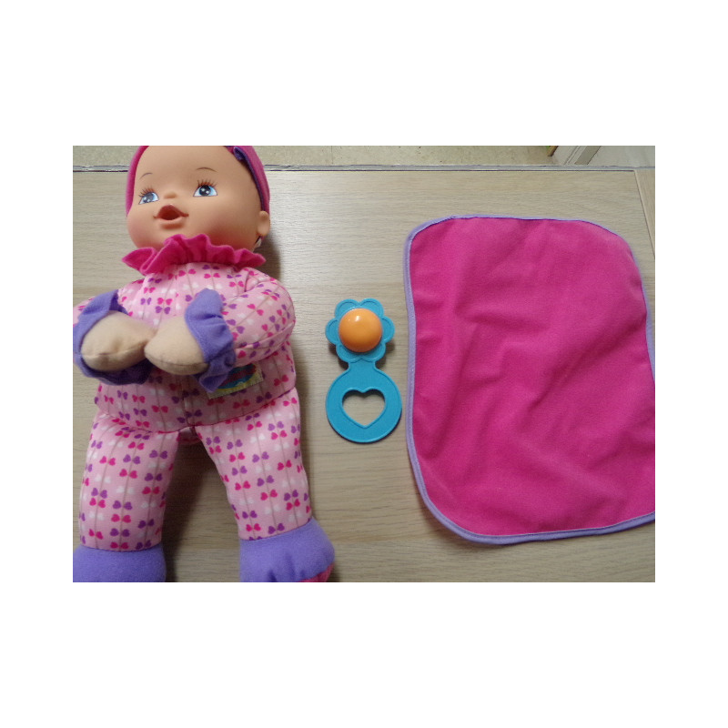 Bebé con mantita y sonajero. Segunda mano